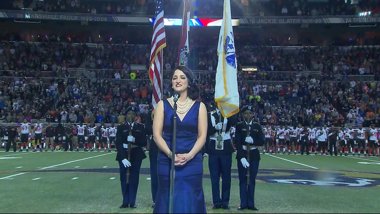 Andrea Lynn Cianflone sings National Anthem at NFL Game