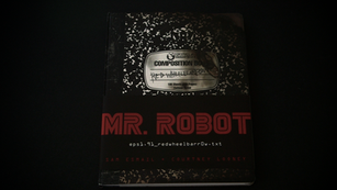 MR ROBOT - BOOK