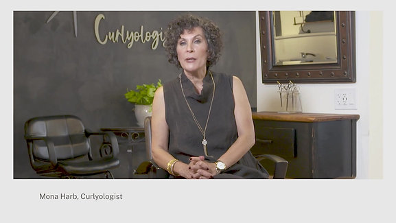 What is a Curlyologist?