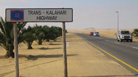 Der Trans-Kalahari-Highway 