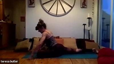 Hips N Hammies + Pelvic Floor Exercises (1:52mins)