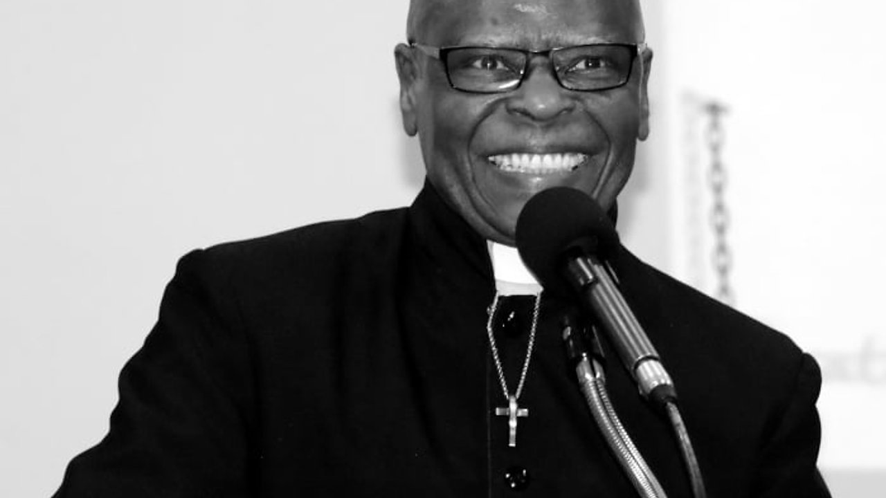 Archbishop Dr Sterling Lands II