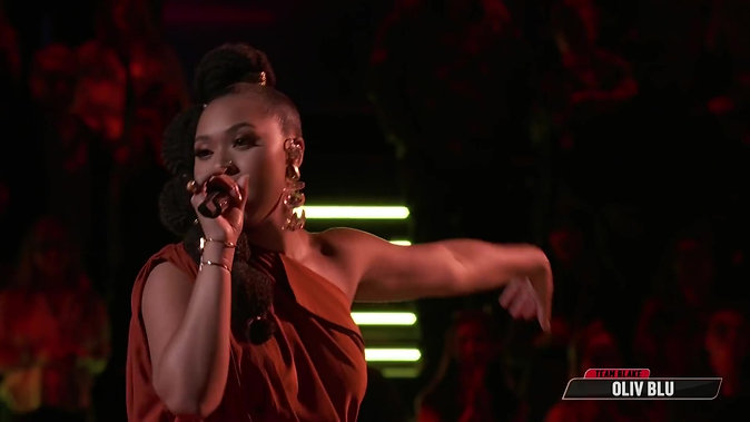 Oliv Blu Performs Stan Getz and João Gilbertos The Girl from Ipanema - The Voice Live Top 24 2019