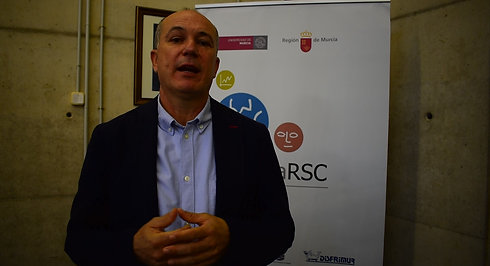 El responsable de la Cátedra de RSC de la Universidad de Murcia saluda a Reggio Emilia