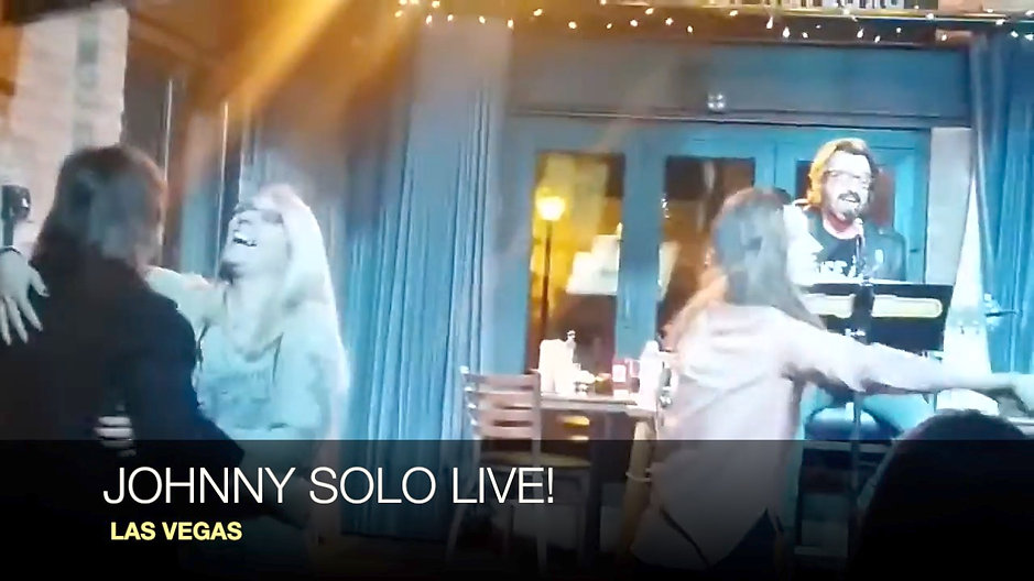 Johnny SOLO LIVE!