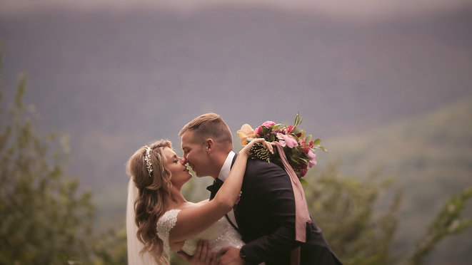 CATHERINE & TOM • CATSKILL MOUNTAINS WEDDING