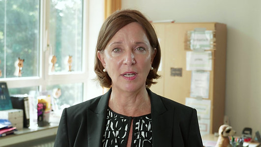 Grußwort NRW-Schulministerin Yvonne Gebauer