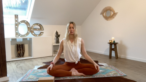 Kundalini Yoga für mehr Kraft & Energie / 45 Minuten