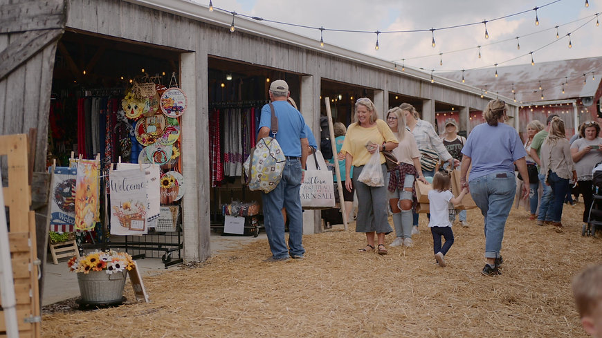 A Southern Marketplace Barn Sale - Southern Living in Tennessee Event
