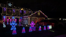 Dominick The Donkey - Rusty Griswold Christmas Light Show 2020 - Burlington, Ontario