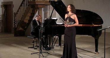 Maya Boog - Sopran , Riccardo Bovino - Klavier :  "KLING!"
