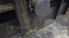 Larger mould on chain