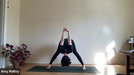 Yoga & Breath to Calm with Hannah: Heart chakra & self-love