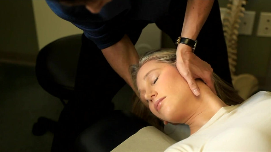 Headache Relief with Chiropractic Adjustments