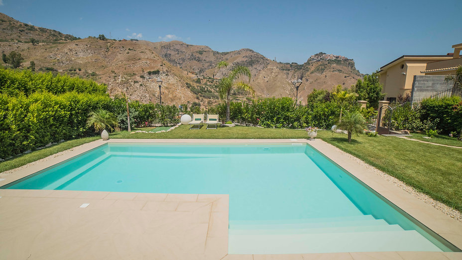 Private Villa with 2 Pool